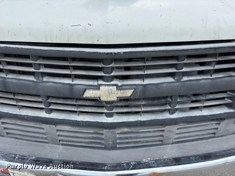 image for item FG0382 1996 Chevrolet C3500 bucket truck