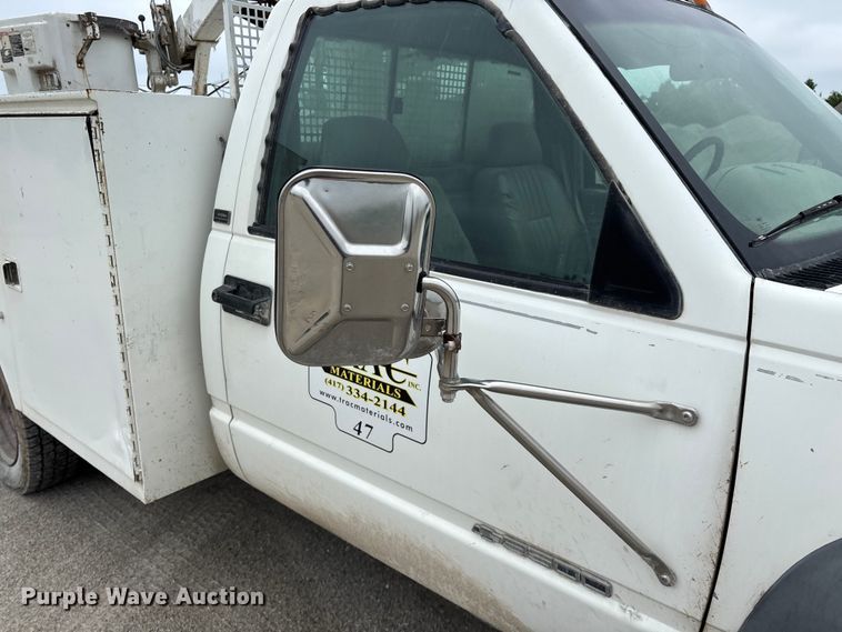 image for item FG0382 1996 Chevrolet C3500 bucket truck