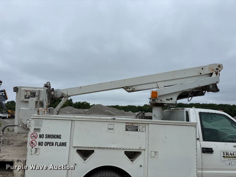 image for item FG0382 1996 Chevrolet C3500 bucket truck