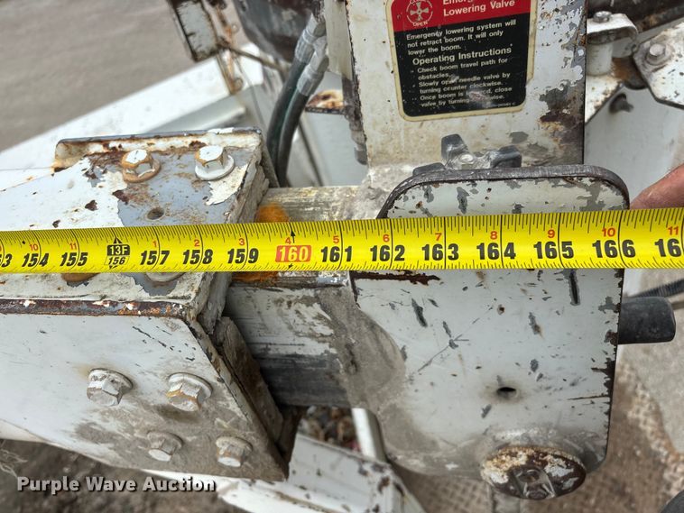 image for item FG0382 1996 Chevrolet C3500 bucket truck