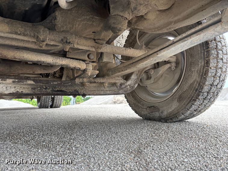 image for item FG0382 1996 Chevrolet C3500 bucket truck