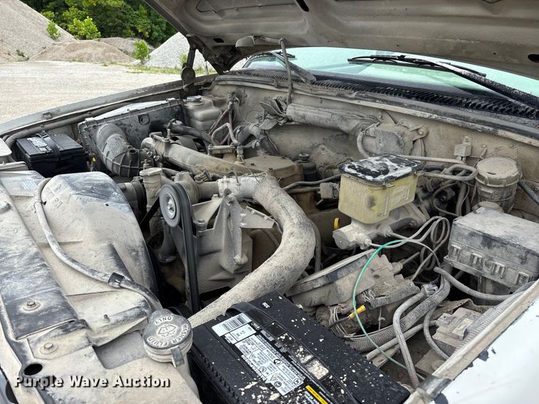 image for item FG0382 1996 Chevrolet C3500 bucket truck