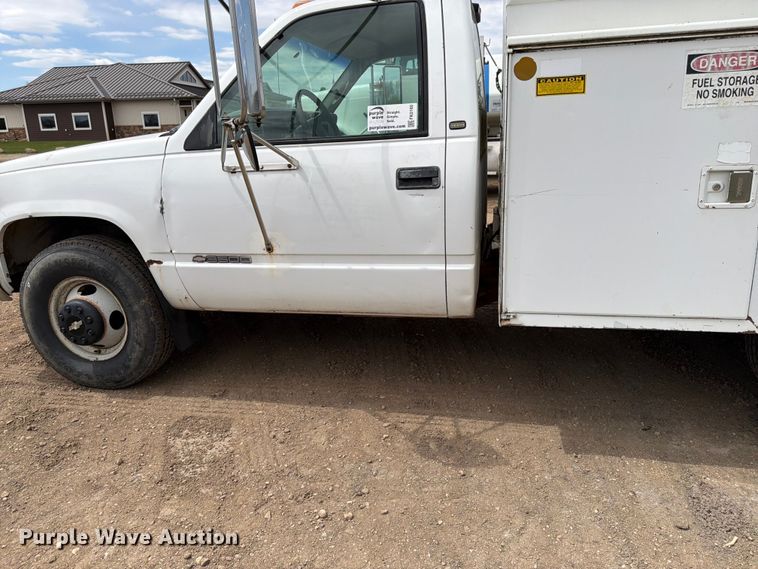 image for item FK0160 1998 Chevrolet C3500 utility / service truck