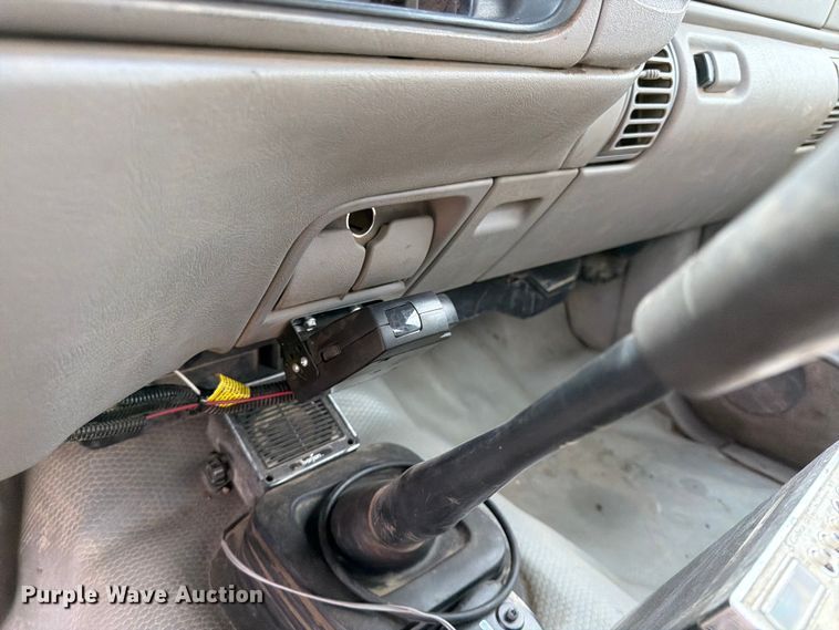 image for item FK0160 1998 Chevrolet C3500 utility / service truck