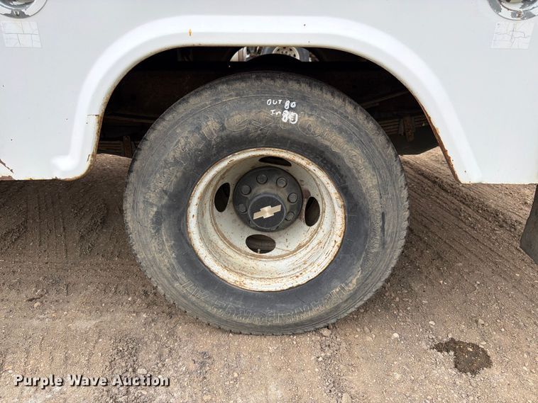image for item FK0160 1998 Chevrolet C3500 utility / service truck
