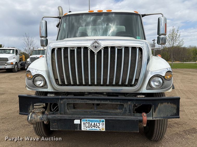 image for item FK0161 2009 International 7400 water truck