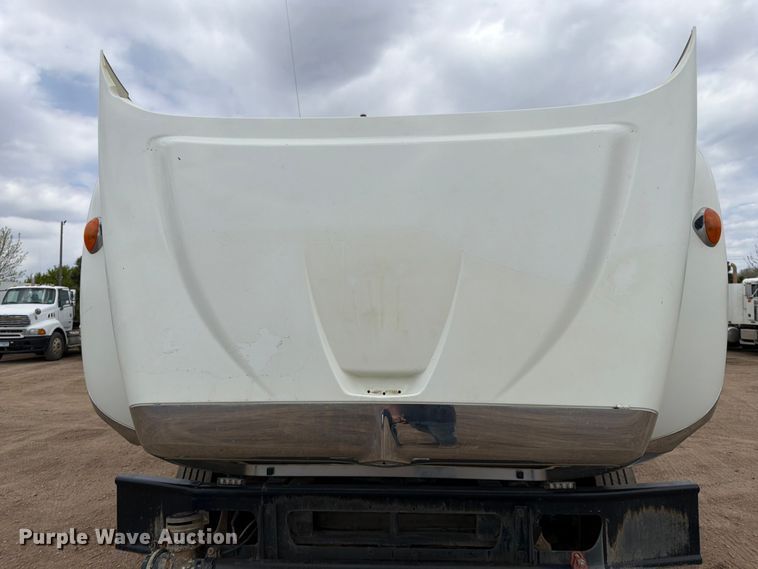 image for item FK0161 2009 International 7400 water truck