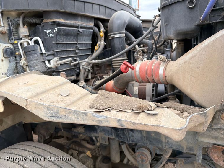 image for item FK0161 2009 International 7400 water truck