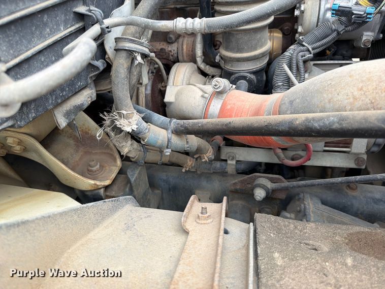 image for item FK0161 2009 International 7400 water truck