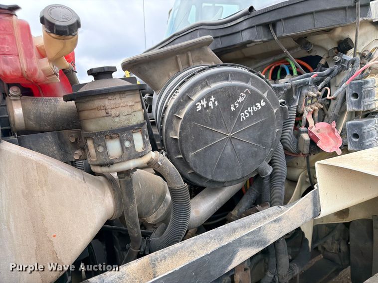 image for item FK0161 2009 International 7400 water truck