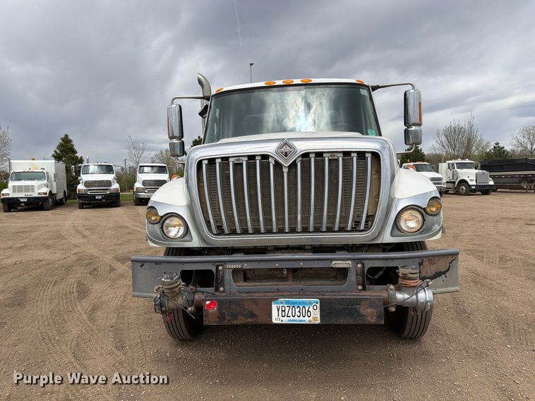 image for item FK0163 2008 International 7400SBA water truck
