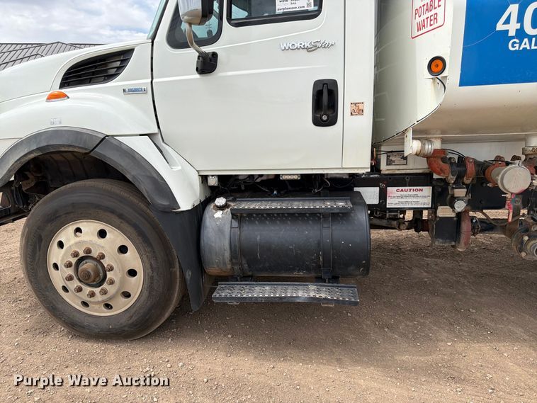 image for item FK0163 2008 International 7400SBA water truck