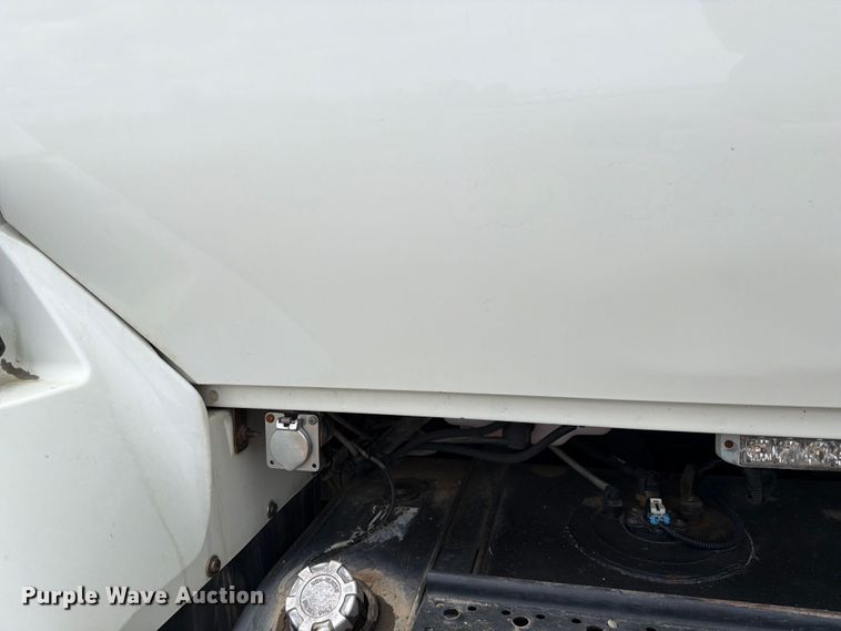 image for item FK0163 2008 International 7400SBA water truck