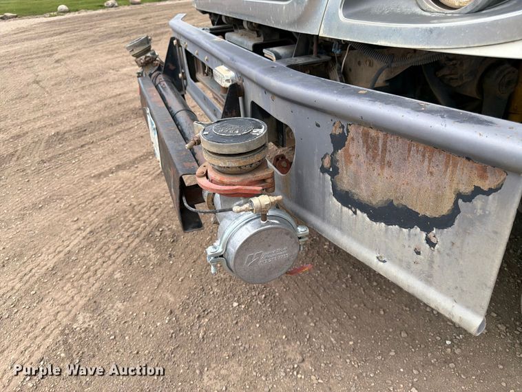 image for item FK0163 2008 International 7400SBA water truck