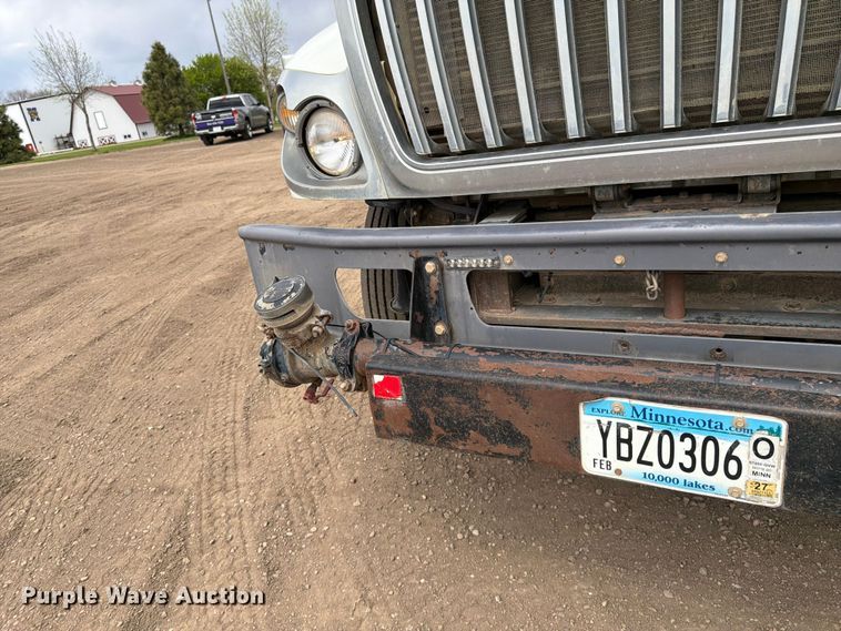 image for item FK0163 2008 International 7400SBA water truck