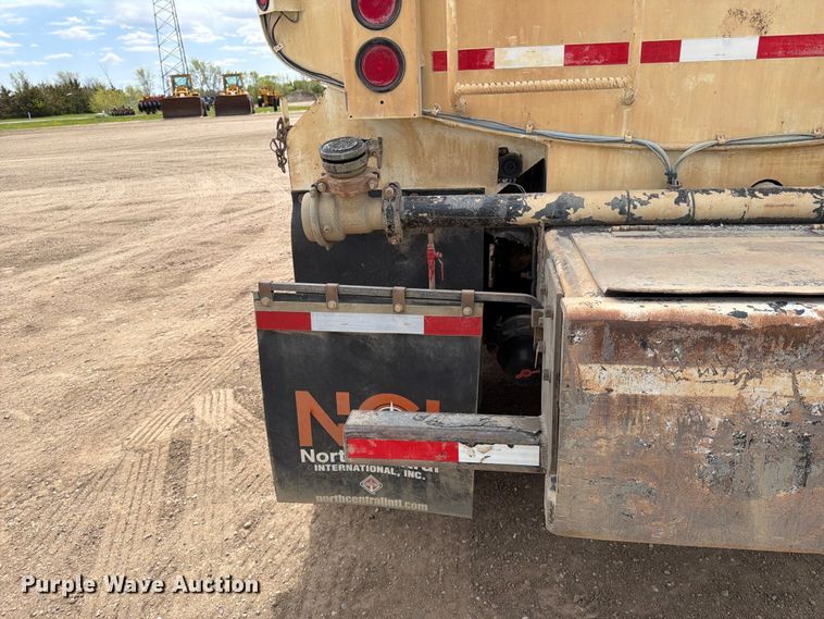 image for item FK0163 2008 International 7400SBA water truck