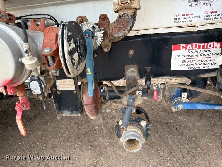 image for item FK0163 2008 International 7400SBA water truck