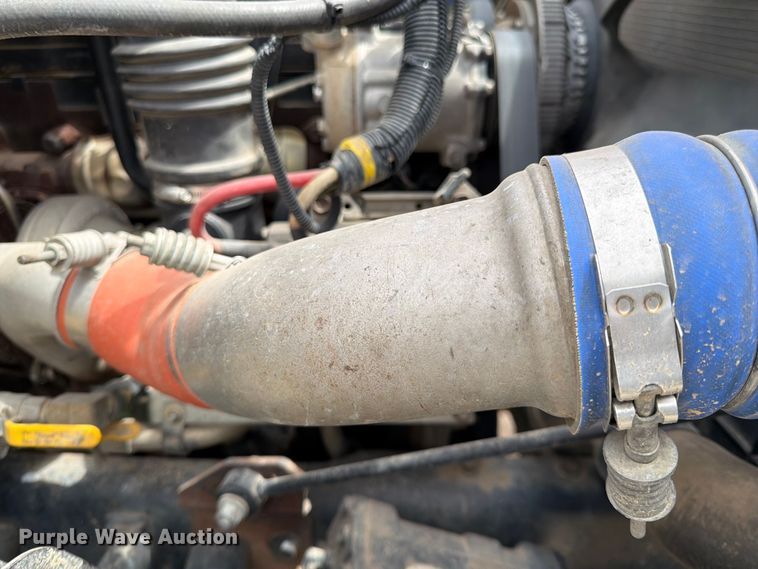 image for item FK0163 2008 International 7400SBA water truck