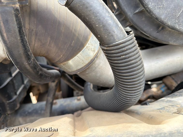 image for item FK0163 2008 International 7400SBA water truck