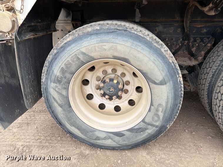 image for item FK0163 2008 International 7400SBA water truck