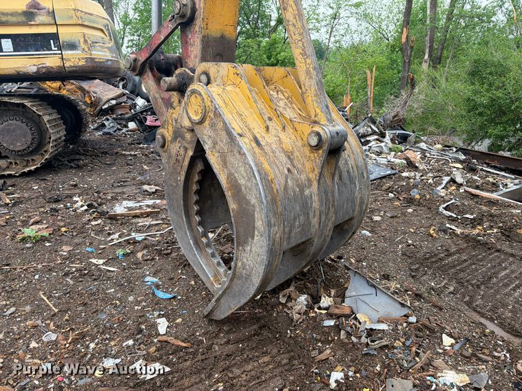 image for item FK0170 Kobelco excavator