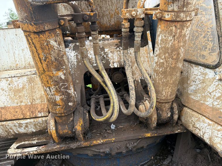 image for item FK0170 Kobelco excavator