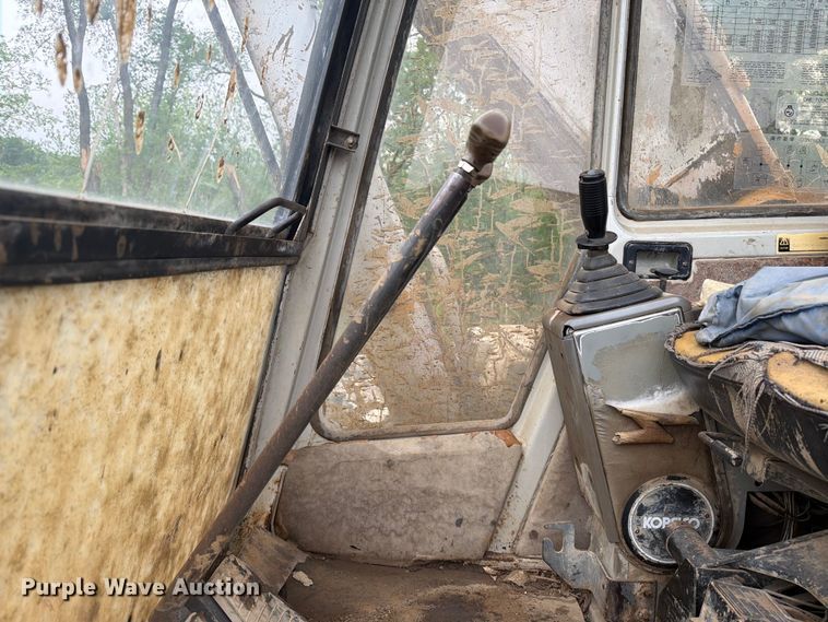 image for item FK0170 Kobelco excavator
