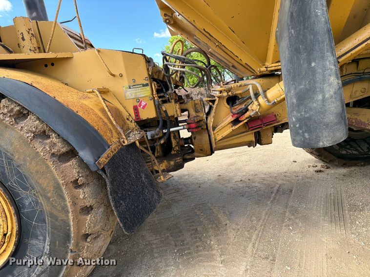 image for item FK0179 1991 Caterpillar D400D articulated haul truck