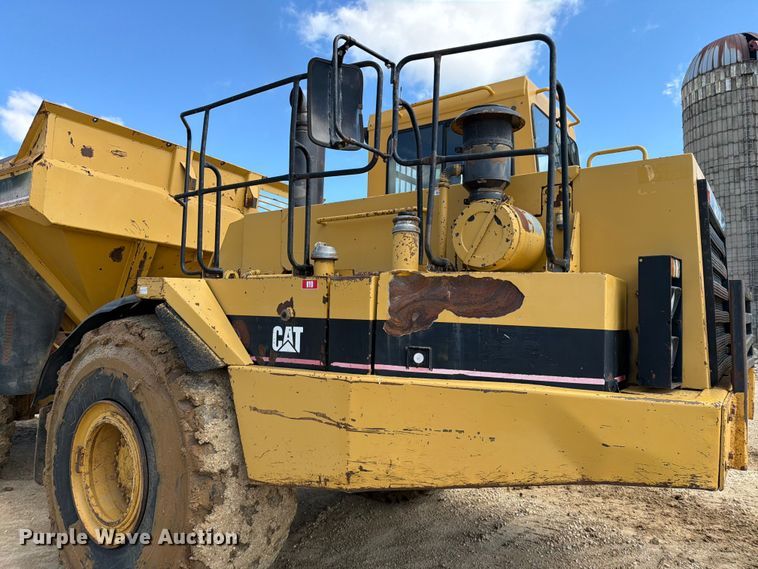 image for item FK0179 1991 Caterpillar D400D articulated haul truck