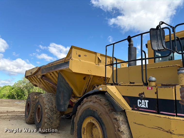 image for item FK0179 1991 Caterpillar D400D articulated haul truck