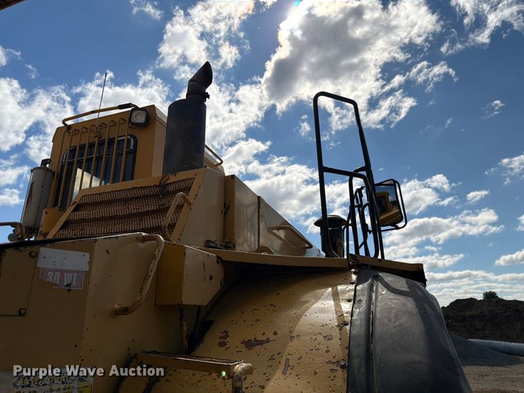 image for item FK0179 1991 Caterpillar D400D articulated haul truck