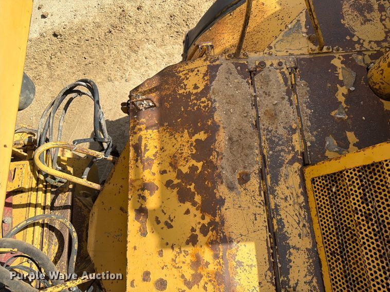 image for item FK0179 1991 Caterpillar D400D articulated haul truck