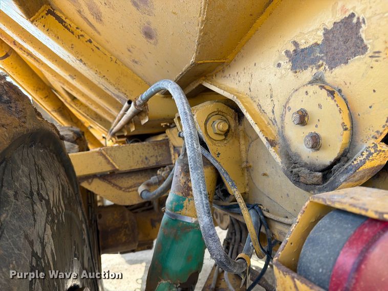 image for item FK0179 1991 Caterpillar D400D articulated haul truck