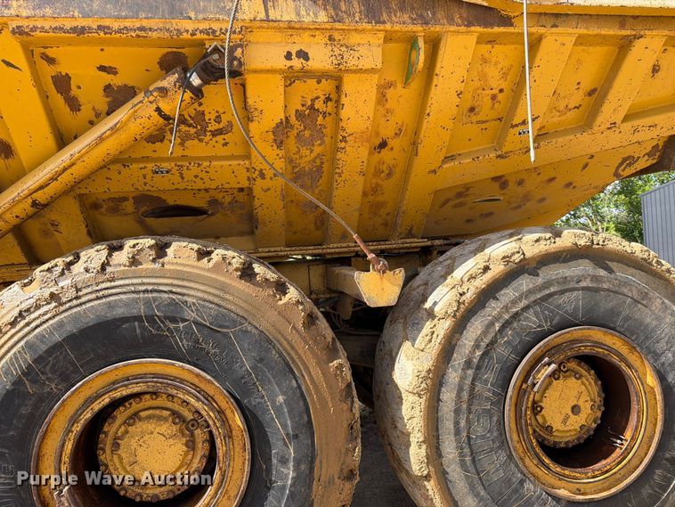 image for item FK0179 1991 Caterpillar D400D articulated haul truck