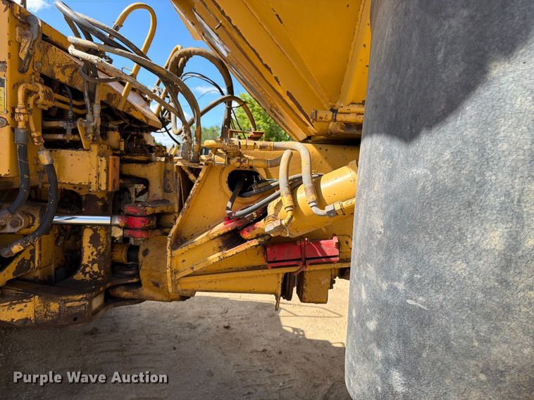 image for item FK0179 1991 Caterpillar D400D articulated haul truck