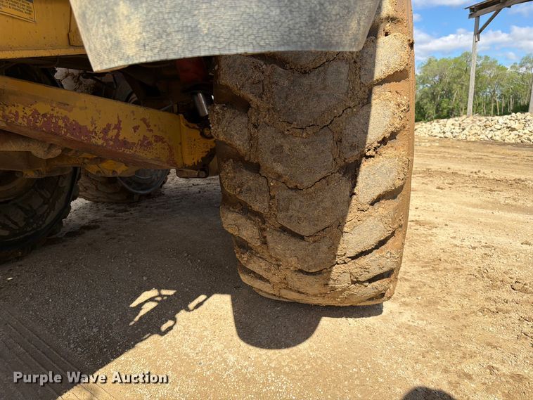 image for item FK0179 1991 Caterpillar D400D articulated haul truck