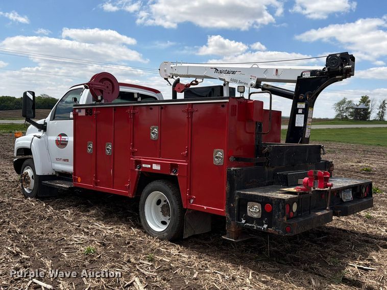 image for item FK0180 2006 Chevrolet C5500 utility / service truck