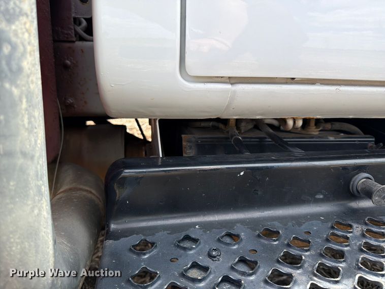 image for item FK0180 2006 Chevrolet C5500 utility / service truck