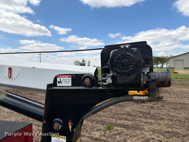 image for item FK0180 2006 Chevrolet C5500 utility / service truck