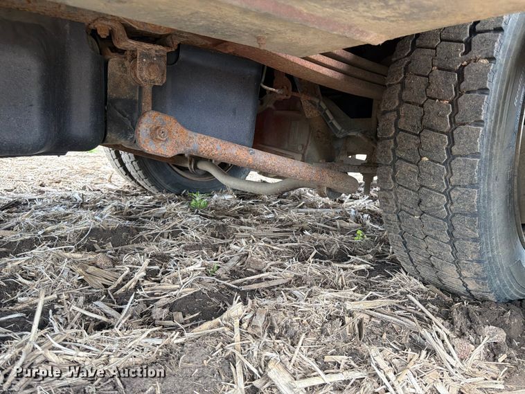 image for item FK0180 2006 Chevrolet C5500 utility / service truck
