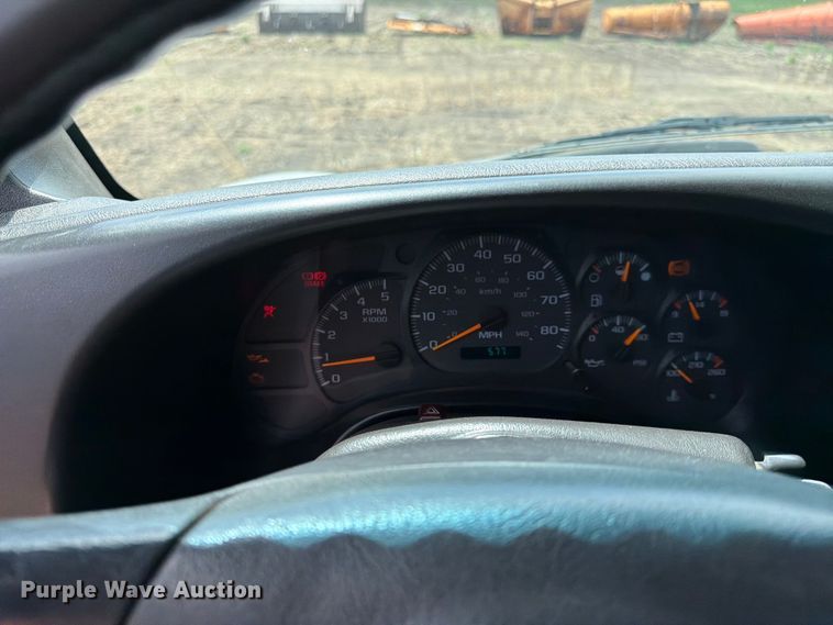 image for item FK0180 2006 Chevrolet C5500 utility / service truck