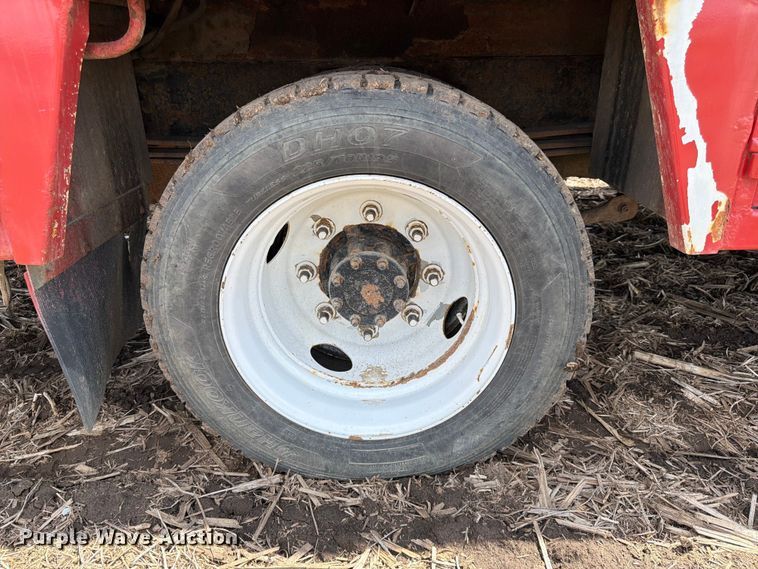 image for item FK0180 2006 Chevrolet C5500 utility / service truck