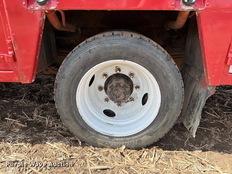 image for item FK0180 2006 Chevrolet C5500 utility / service truck