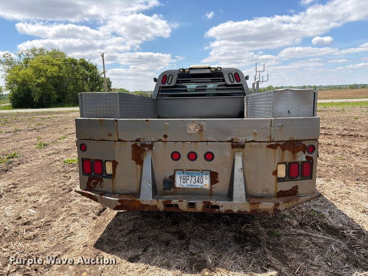 image for item FK0182 2012 Ford F450 Super Duty Crew Cab flatbed truck