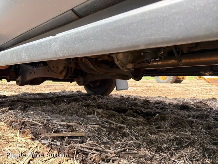 image for item FK0182 2012 Ford F450 Super Duty Crew Cab flatbed truck