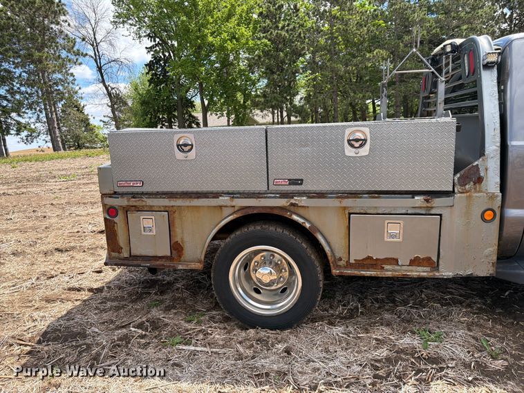 image for item FK0182 2012 Ford F450 Super Duty Crew Cab flatbed truck