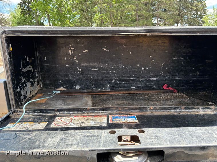 image for item FK0182 2012 Ford F450 Super Duty Crew Cab flatbed truck