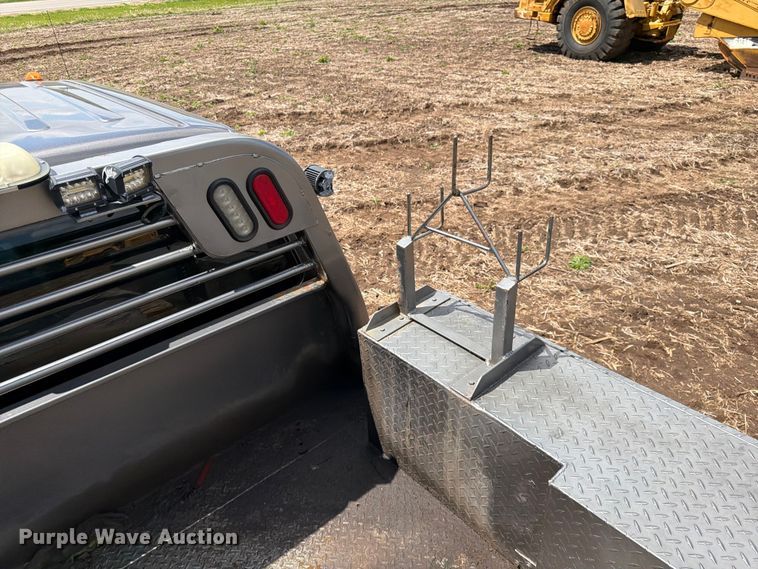 image for item FK0182 2012 Ford F450 Super Duty Crew Cab flatbed truck