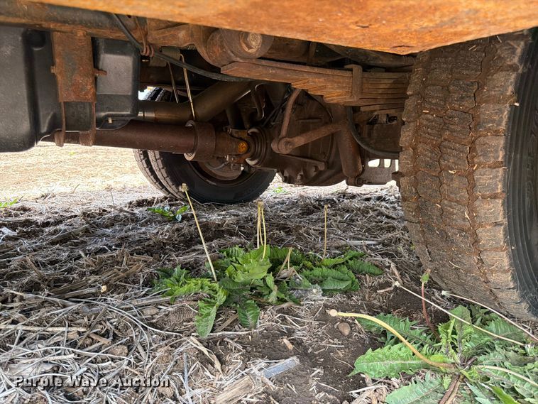image for item FK0182 2012 Ford F450 Super Duty Crew Cab flatbed truck