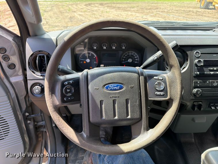 image for item FK0182 2012 Ford F450 Super Duty Crew Cab flatbed truck